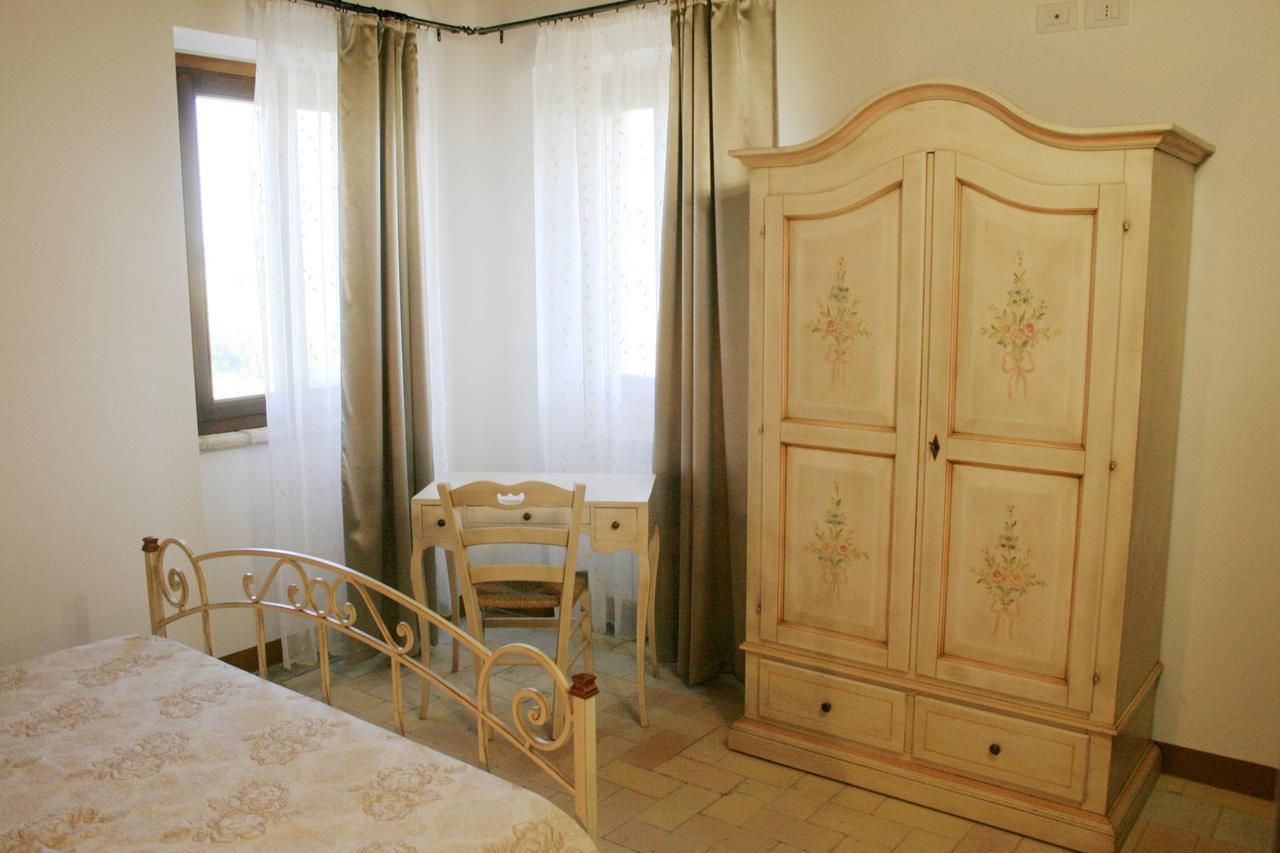 Agriturismo Fara Hotel Montegiorgio Cameră foto